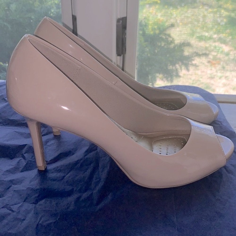 Nude Peep Toe Pumps